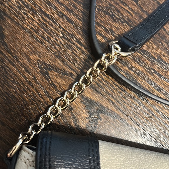 Kate Spade Crossbody - Picture 9 of 9